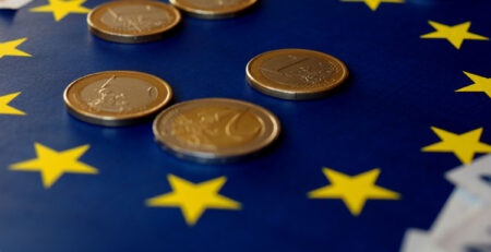 MiCA avanza como el marco regulatorio que transformará el futuro de los criptoactivos y stablecoins